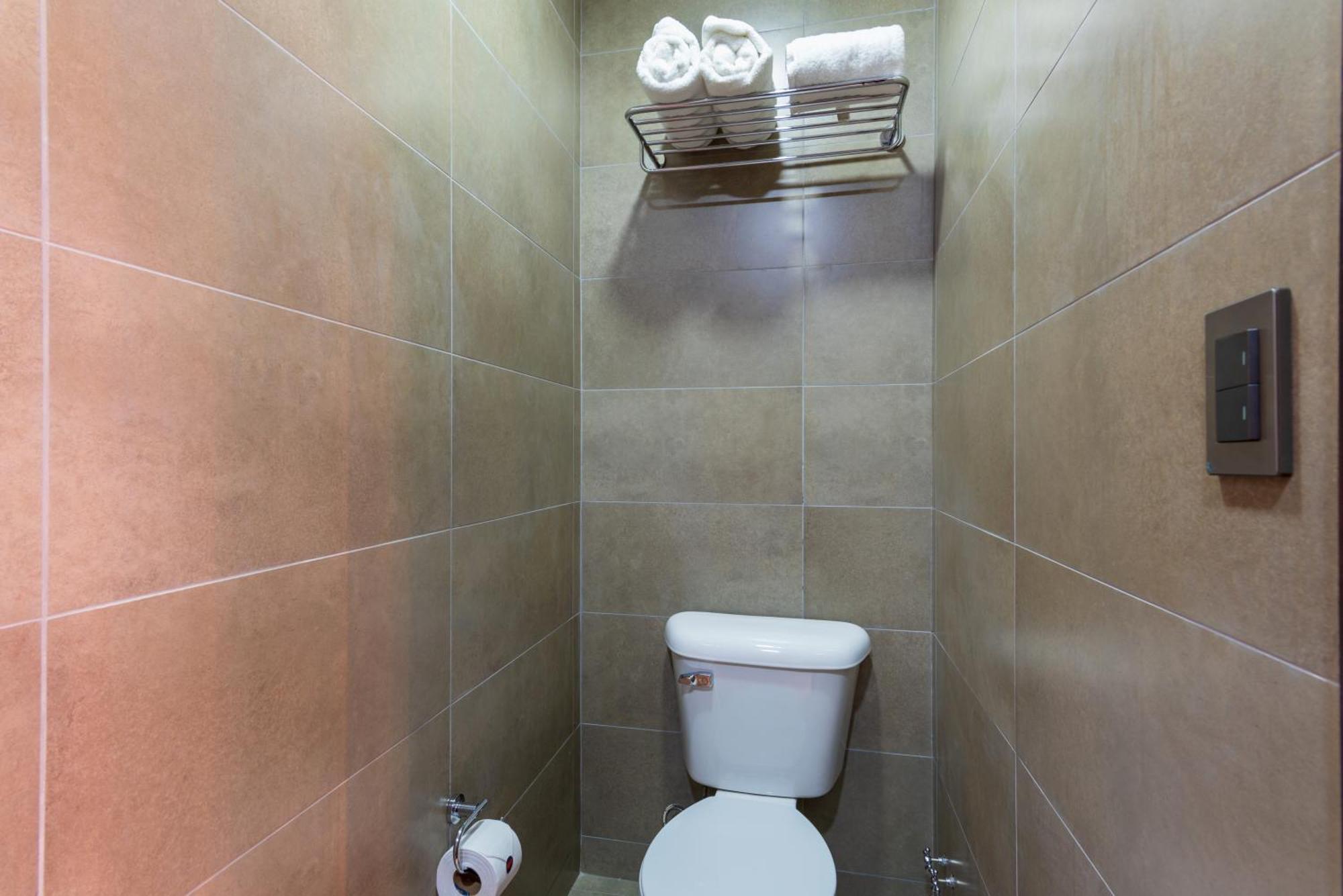 Hotel La Cofradia Pub-House Cuenca Chambre photo